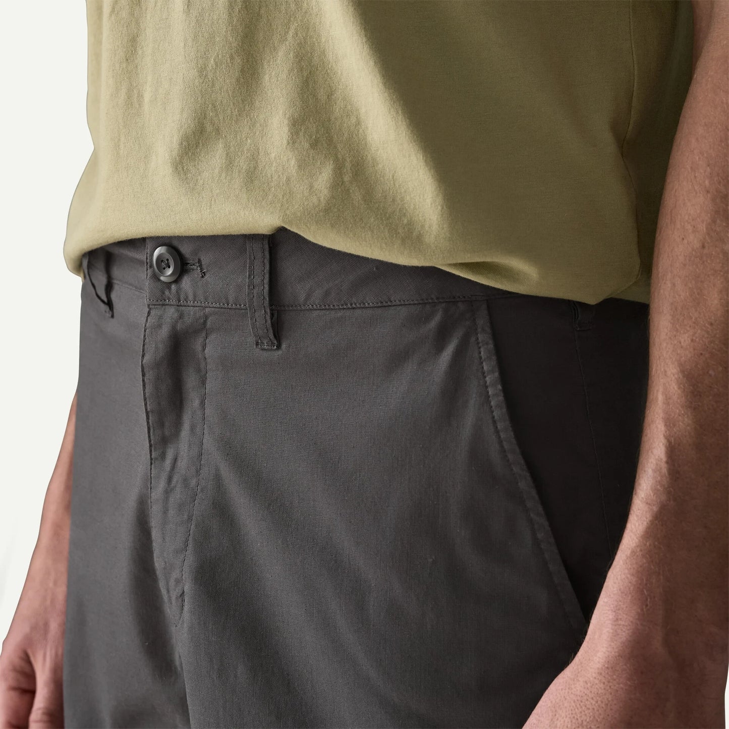 Men's Lightweight All-Wear Shorts - 8" - US 7417