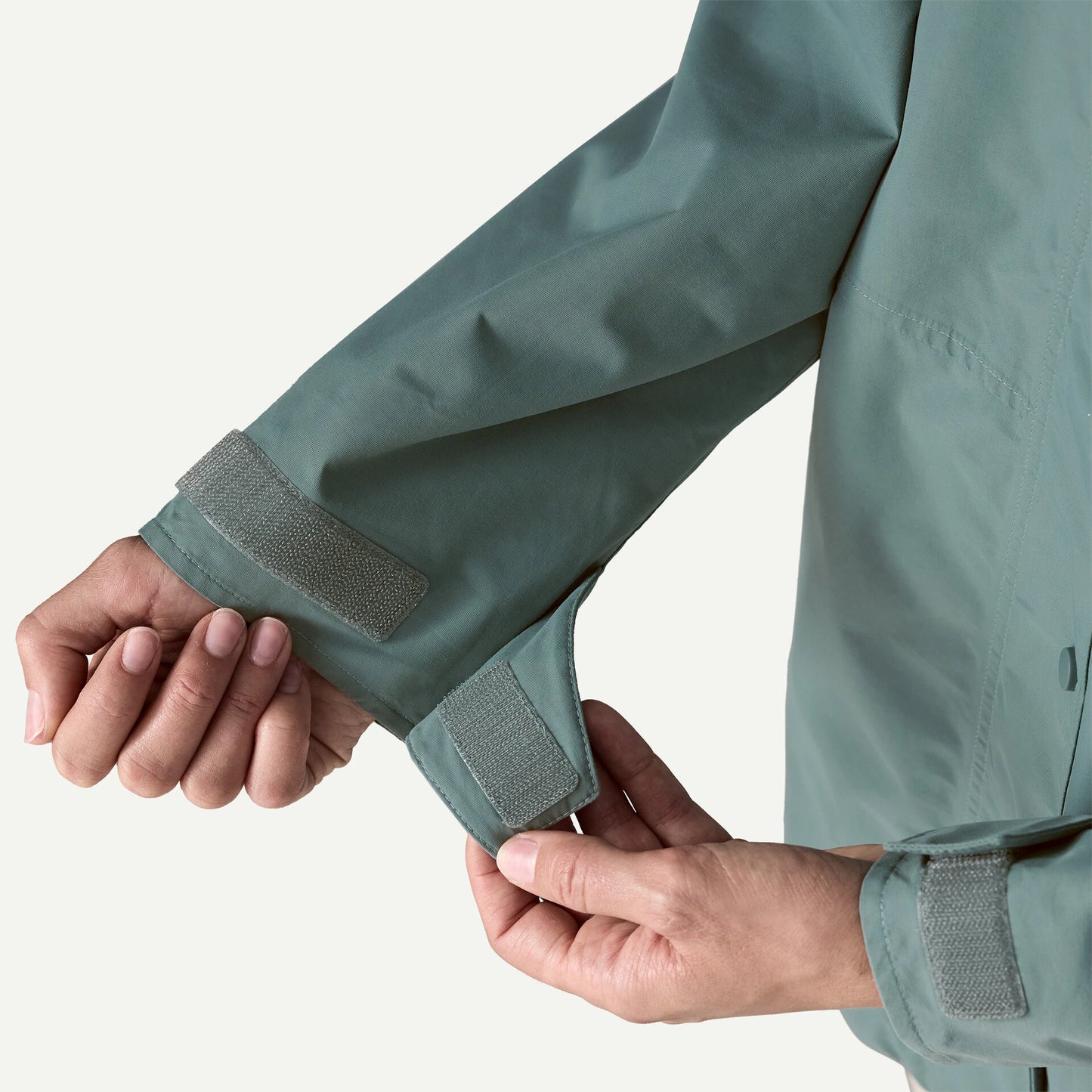 Women's Outdoor Everyday Rain Jacket - US 3144