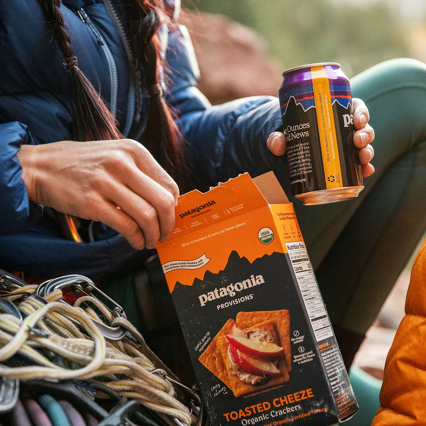 Organic Toasted Cheeze Crackers - US 9495