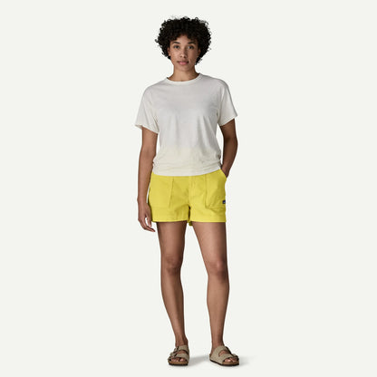 Women's Retro Cord Shorts - US 3922