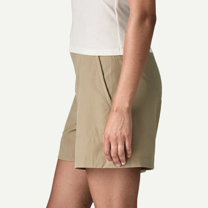 Women's Roamwith Shorts - US 4323