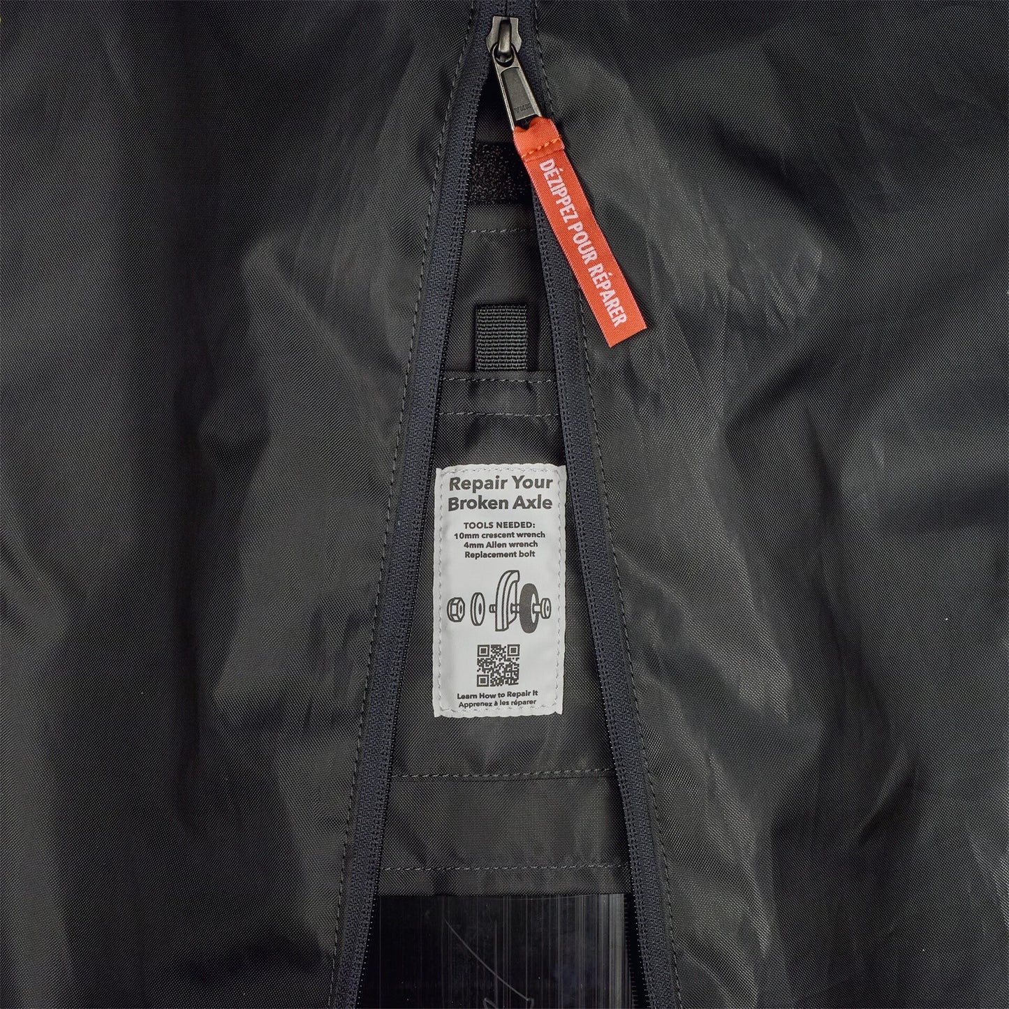 Black Hole® Wheeled Duffel 100L - US 3111