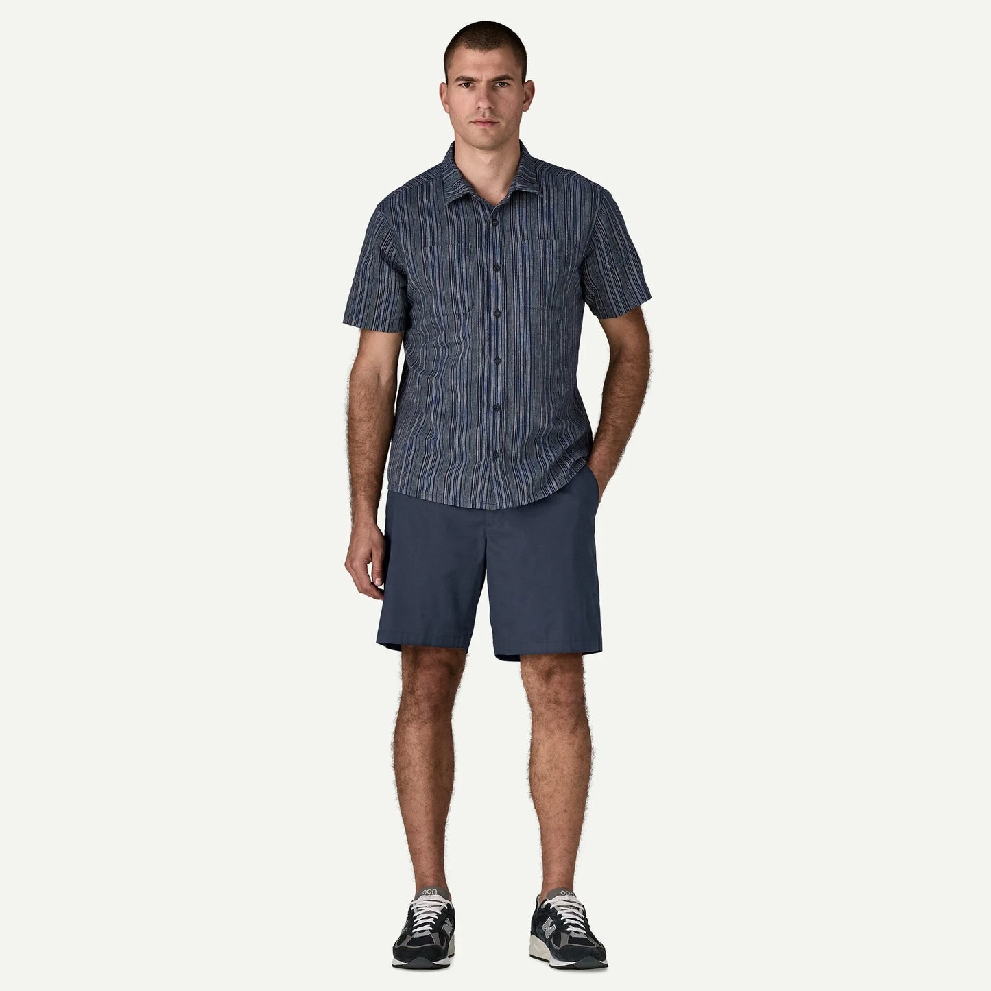 Men's Lightweight All-Wear Shorts - 8" - US 7417