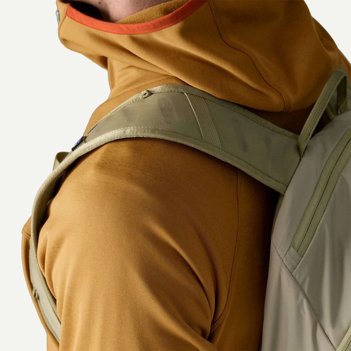 Men's R1® Ultralight Hoody - US 7911