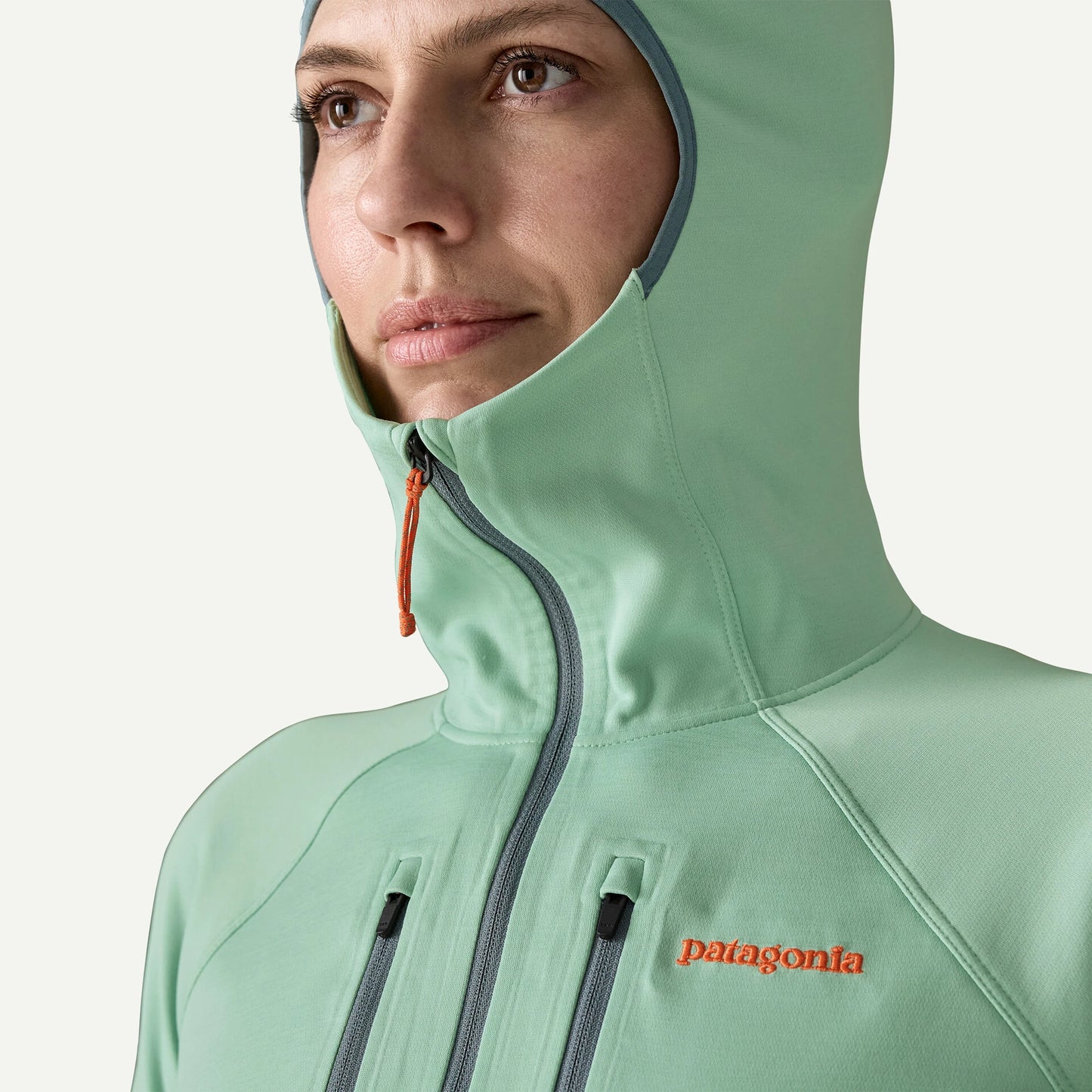 Women's R1® Ultralight Hoody - US 3567