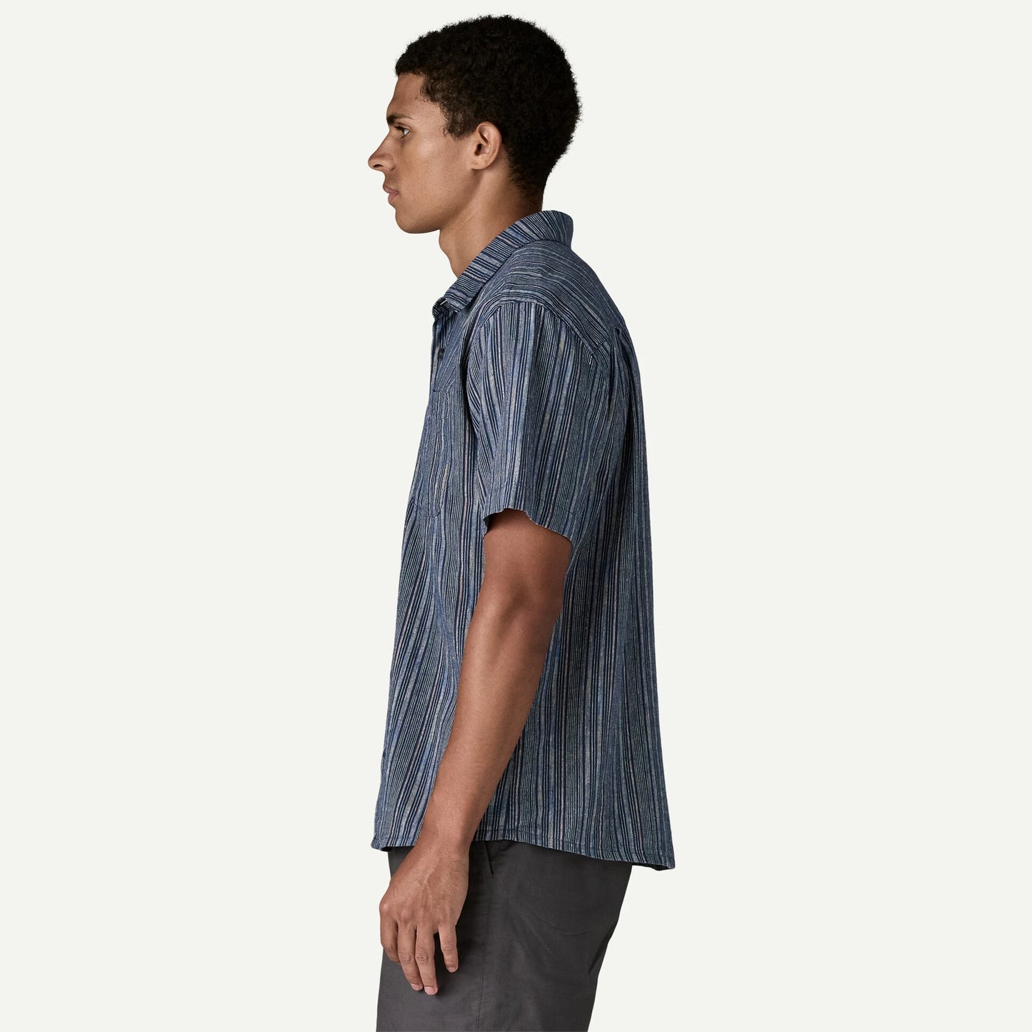 Men's Back Step Shirt - US 7932
